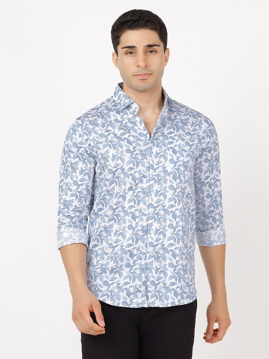 Print Long Sleeves Blue & White Leafy Print