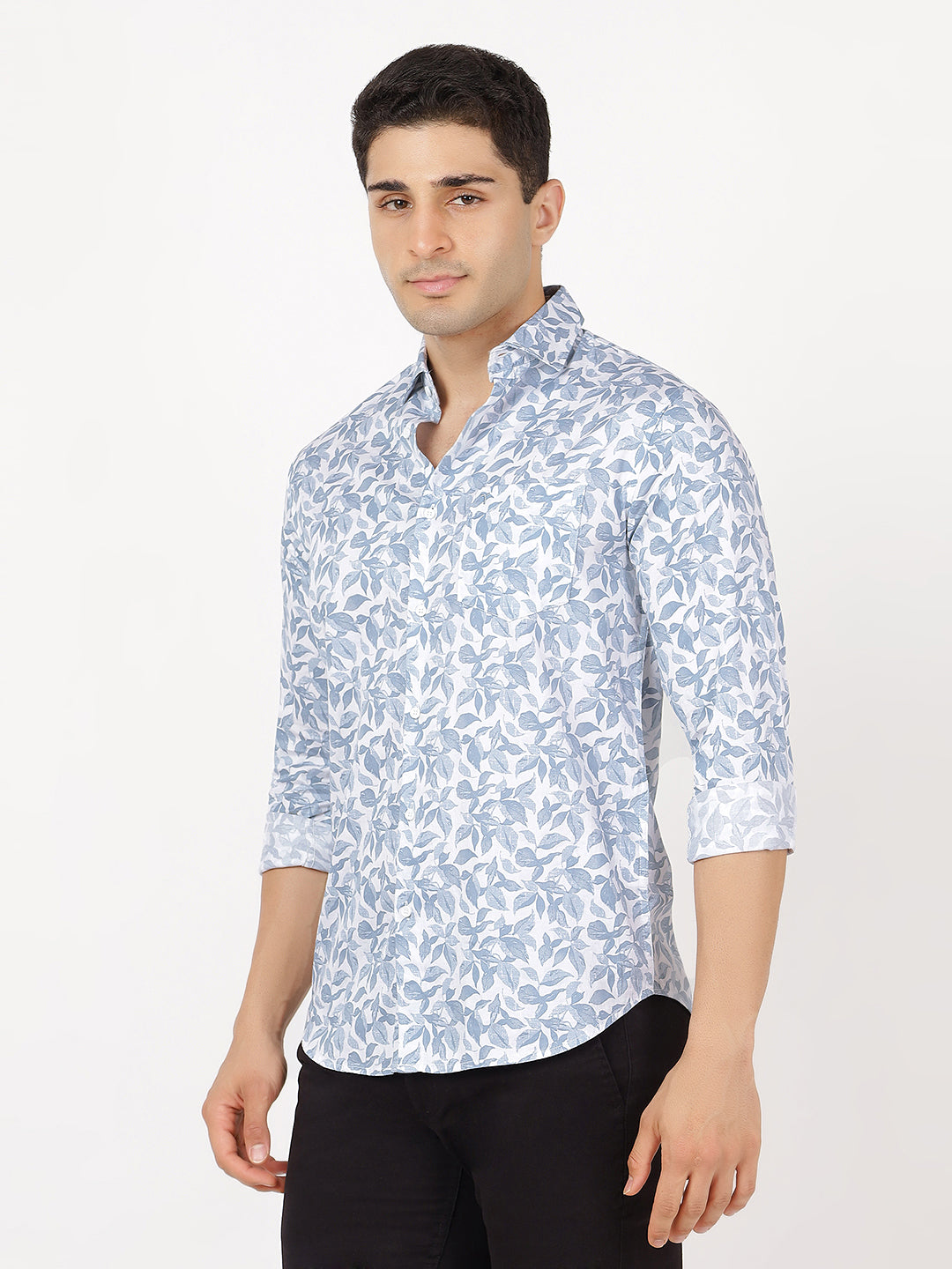 Print Long Sleeves Blue & White Leafy Print